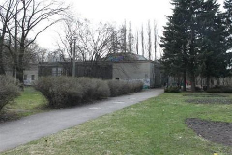 Застройщика обязали оградить Голосеевский природный парк