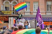 Депутат Барна предложил запретить "публичное проявление любых видов сексуальной ориентации"
