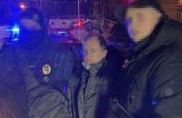 У Львові киянин отримав 8 років за ґратами за розбещення малолітніх дівчат у школах