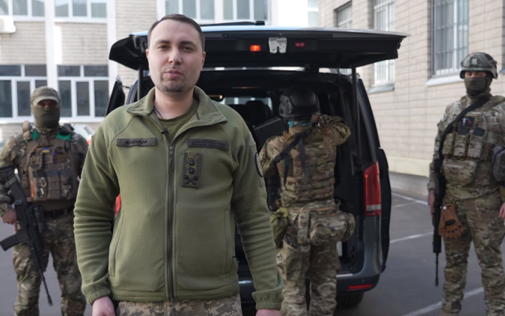 “Тепер ми почуємо кожного”: ГУР отримало від фонду “Повернись живим” мобільну станцію розвідки 