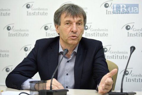 Новые лица в политике не должны появляться из ниоткуда, - Сирый