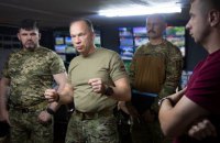 ​Сирський відвідав десантників на Олександрівському напрямку 