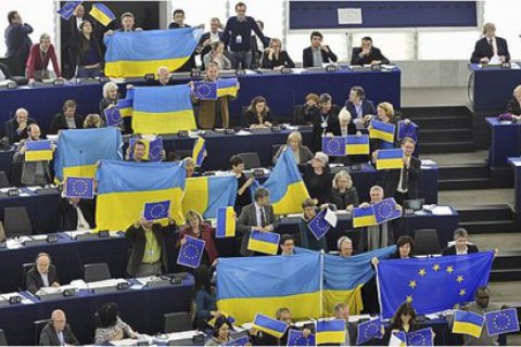 Европарламент проголосовал за безвизовый режим для Украины