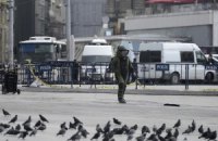 В центре Стамбула женщина открыла стрельбу из пулемета по полицейским