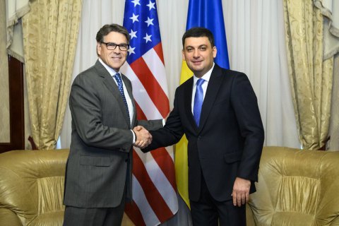 Гройсман и министр энергетики США обсудили совместное управление ГТС и кооперацию в газодобыче