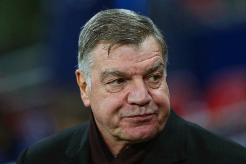 В Английской Премьер-лиге состоялось первое в сезоне увольнение главного тренера