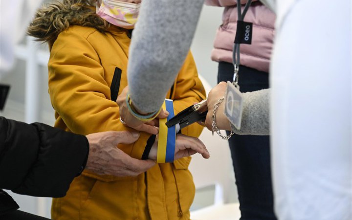 ​Латвія виділить €2,4 млн на оплату медичних послуг українцям-біженцям