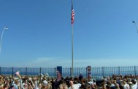 Американский флаг поднят над посольством США на Кубе