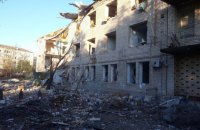 Окупанти вдарили з лівого берега по Корабельному району Херсона, є поранений (оновлено)