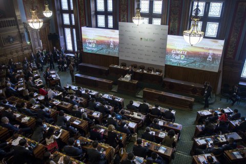 В Париже одобрили проект соглашения на замену Киотскому протоколу