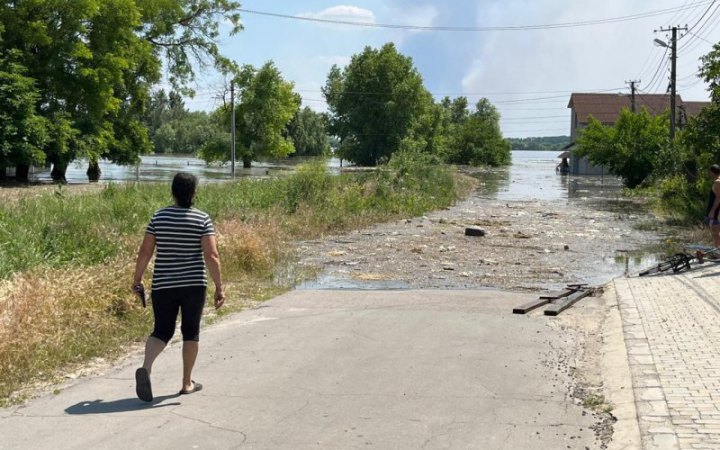 На Херсонщині евакуювали вже майже 1900 людей