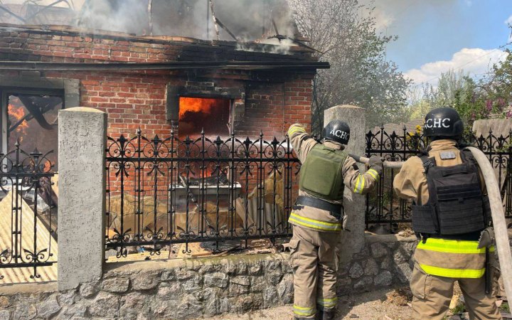 Через російські обстріли Дніпропетровщини постраждали четверо жителів