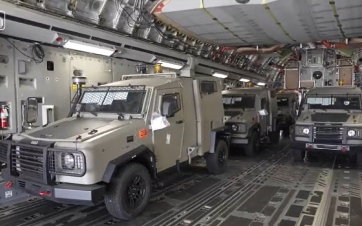 Міноборони Ізраїлю отримало від США першу партію бронетехніки