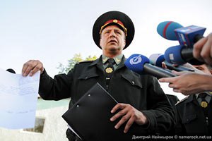 У Качанівській колонії скаржаться на часті візити детутатів