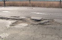 "Укравтодор" виконав 50% плану з ямкового ремонту