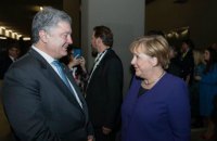 Порошенко зустрівся з Ангелою Меркель