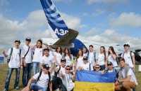Представители Airbus встретились с украинскими студентами на авиасалоне Farnborough