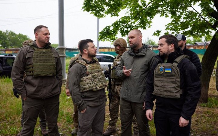 ​Зеленський провів нараду на Харківщині щодо відновлення регіону від наслідків війни