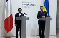 Глава МЗС Кулеба обговорив із французьким колегою постачання систем ППО та ракет