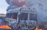 Росіяни обстріляли рейсовий мікроавтобус на Дніпропетровщині, є потерпілі