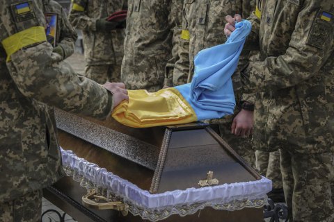 Украина потеряла в войне с Россией около 1300 военных