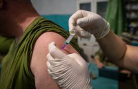 Moderna поєднала в одній вакцині захист і від грипу, і від ковіду: крім зручності, у вчених є ще одна надія