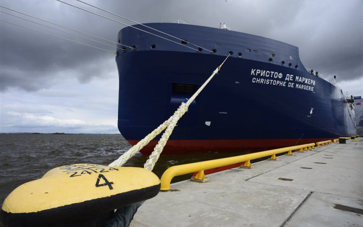 Bloomberg: РФ пропонує Азії підсанкційний СПГ зі знижкою