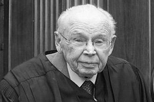 Американский судья умер в возрасте 104 лет