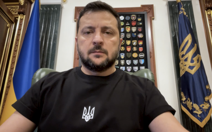 Домовлено про постачання в Україну великої партії броньованих "медеваків", – Зеленський