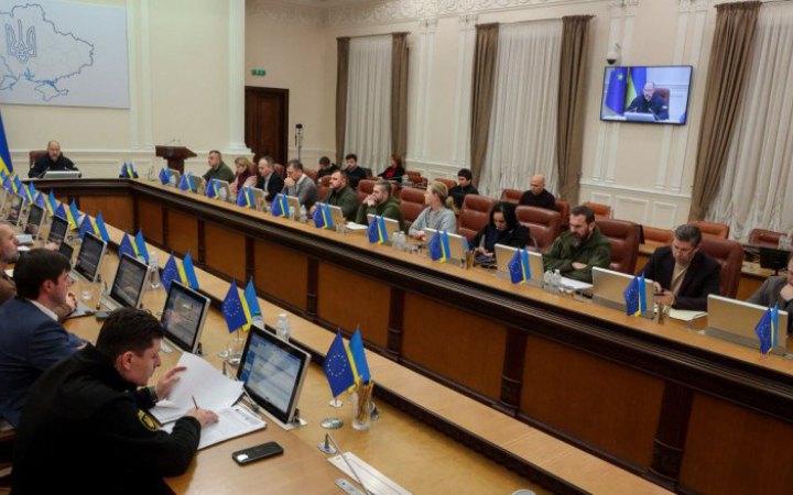 ZN.ua: Кабмін повернув на доопрацювання Мінінфраструктури постанову, що дублює "містобудівний" закон 5655