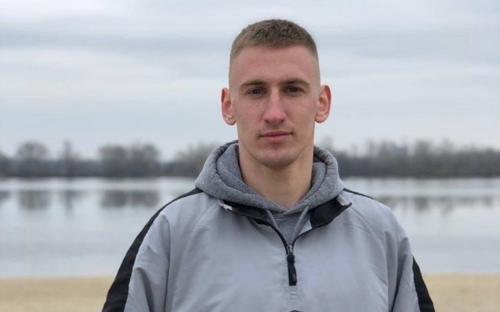 У боях за Бахмут загинув Олександр Кузенков, автор книги “Останні посмішки Іловайська”