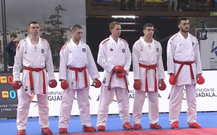 Українські каратисти вибороли "золото" командного куміте чемпіонату Європи