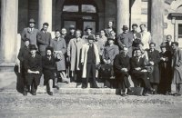 Як вижити в еміграції: історії письменників МУРу