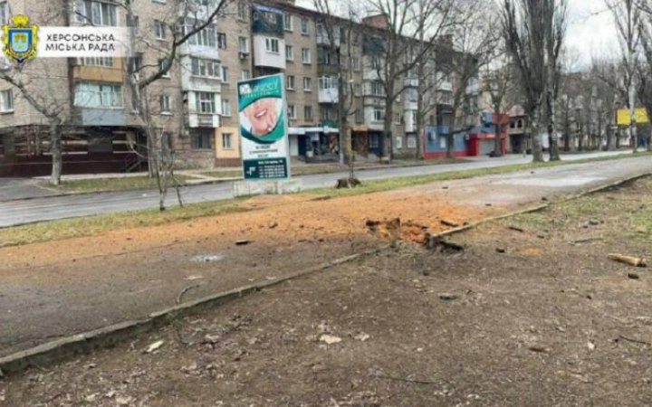 У Херсоні двоє рятувальників поранені під час обстрілу росіян
