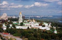 В Лавре стало больше посетителей