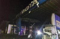 На Хмельниччині російський дрон атакував АЗК UKRNAFTA: постраждав працівник