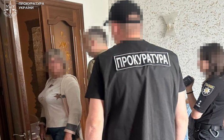 На Львівщині трьох ексслужбовиць РДА підозрюють в оформленні майже 41 млн грн соцвиплат на родичів і знайомих