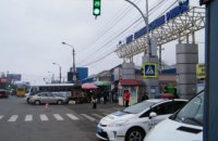 Мер Чернівців пообіцяв відновлення роботи Калинівського ринку, попри "червону" зону