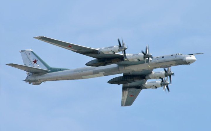 Росія підняла у повітря борти стратегічної авіації (оновлено)