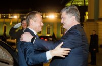 Порошенко провел переговоры с Туском
