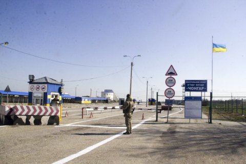 Україна запускає автобуси між КПВВ та лінією розмежування на Донбасі та в Криму