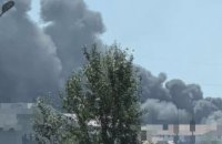 Росія вдарила по Одеському району. Пошкоджені Нова пошта і будинки, поранені люди
