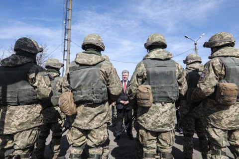 Минобороны просит 4,5 млрд гривен, чтобы поднять зарплаты всем военным