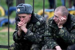 Солдатам-срочникам отменили дембель