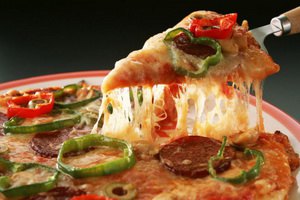Макароны и пицца - самая любимая еда жителей планеты - опрос