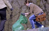 Предприятия Ахметова провели субботник в 50 городах Украины
