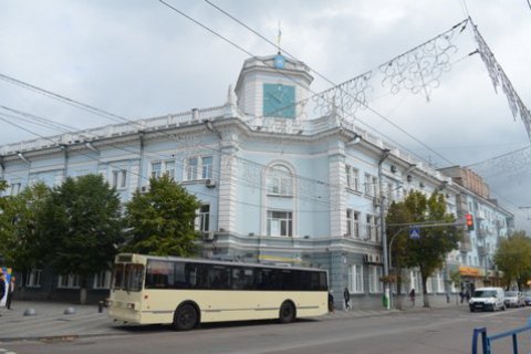 Житомир запустил оплату проезда в троллейбусе банковской картой