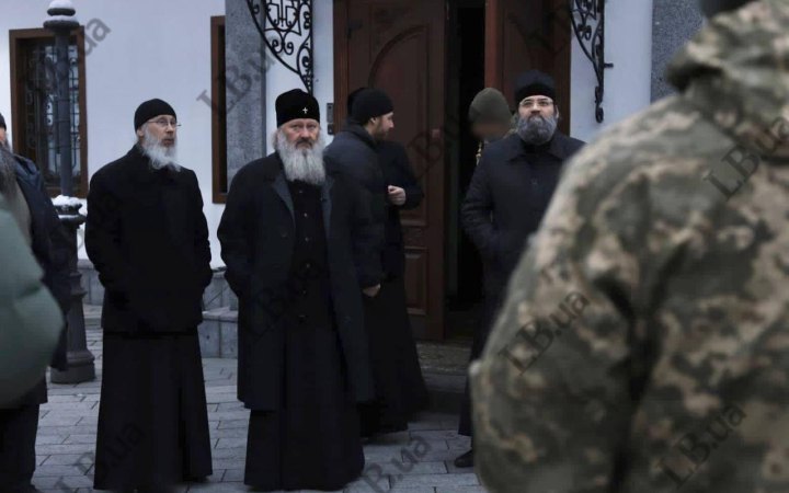 Ченці чоловічого монастиря УПЦ в Лаврі отримали алгоритм дій на випадок примусового виселення