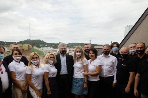 Активисты SaveФОП во Львове обратились к Порошенко с просьбой отстаивать права малого и среднего бизнеса