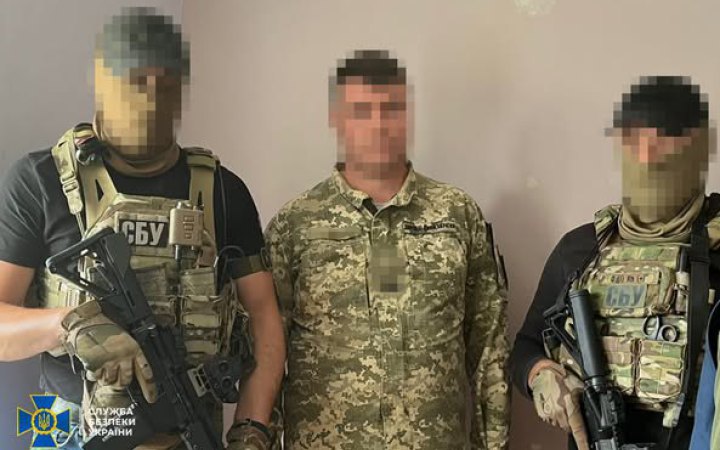 Готував удари РФ по аеродромах базування F-16 та Mirage: СБУ викрила "крота" у повітряних силах України
